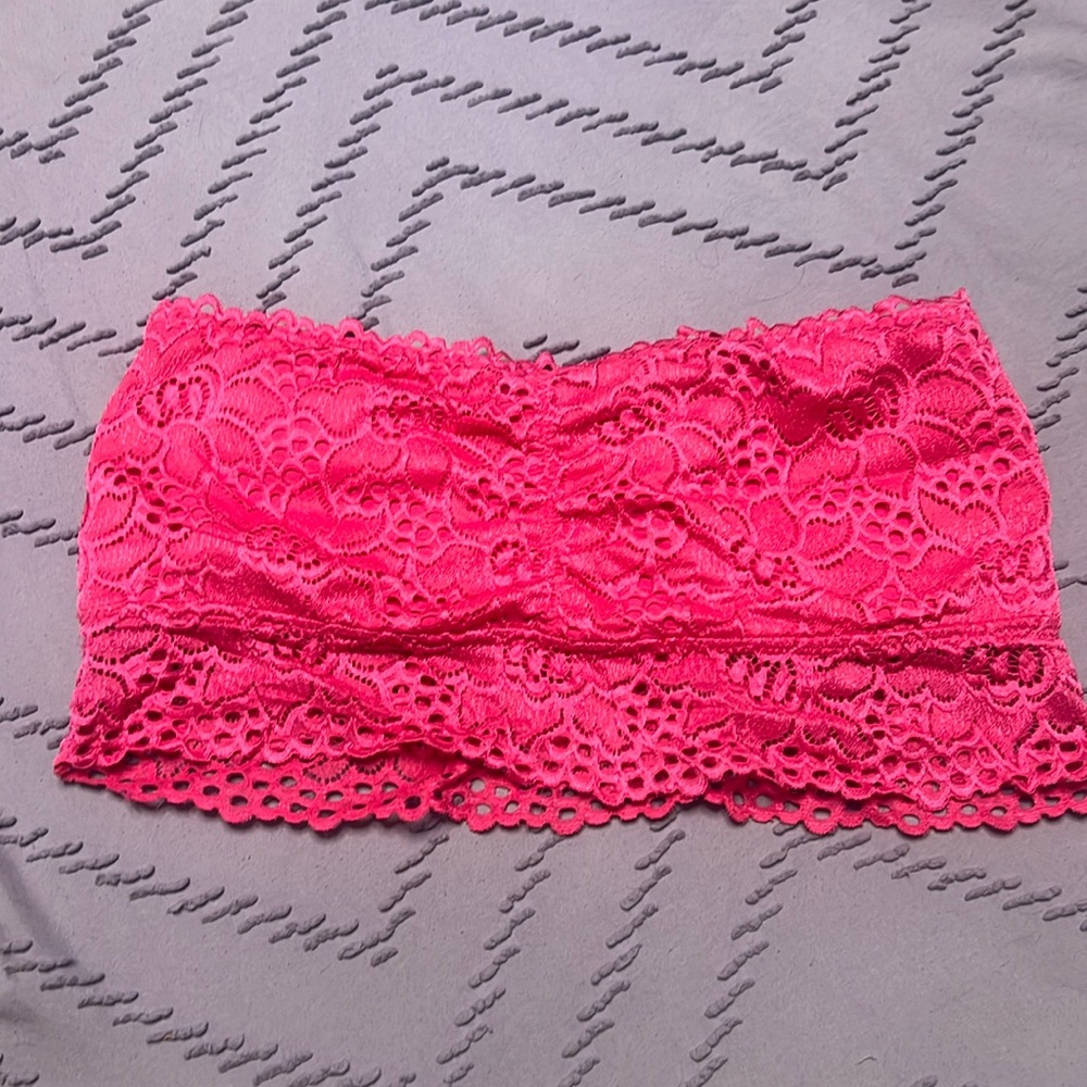 Lace Strapless Bra